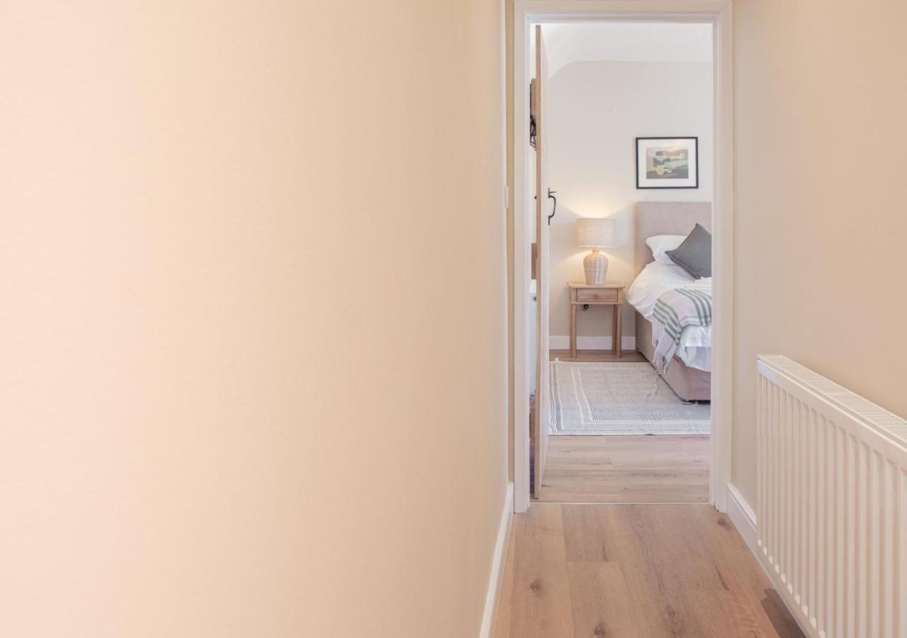 The Barn In Longhope - Luxury Barn Conversion ภายนอก รูปภาพ