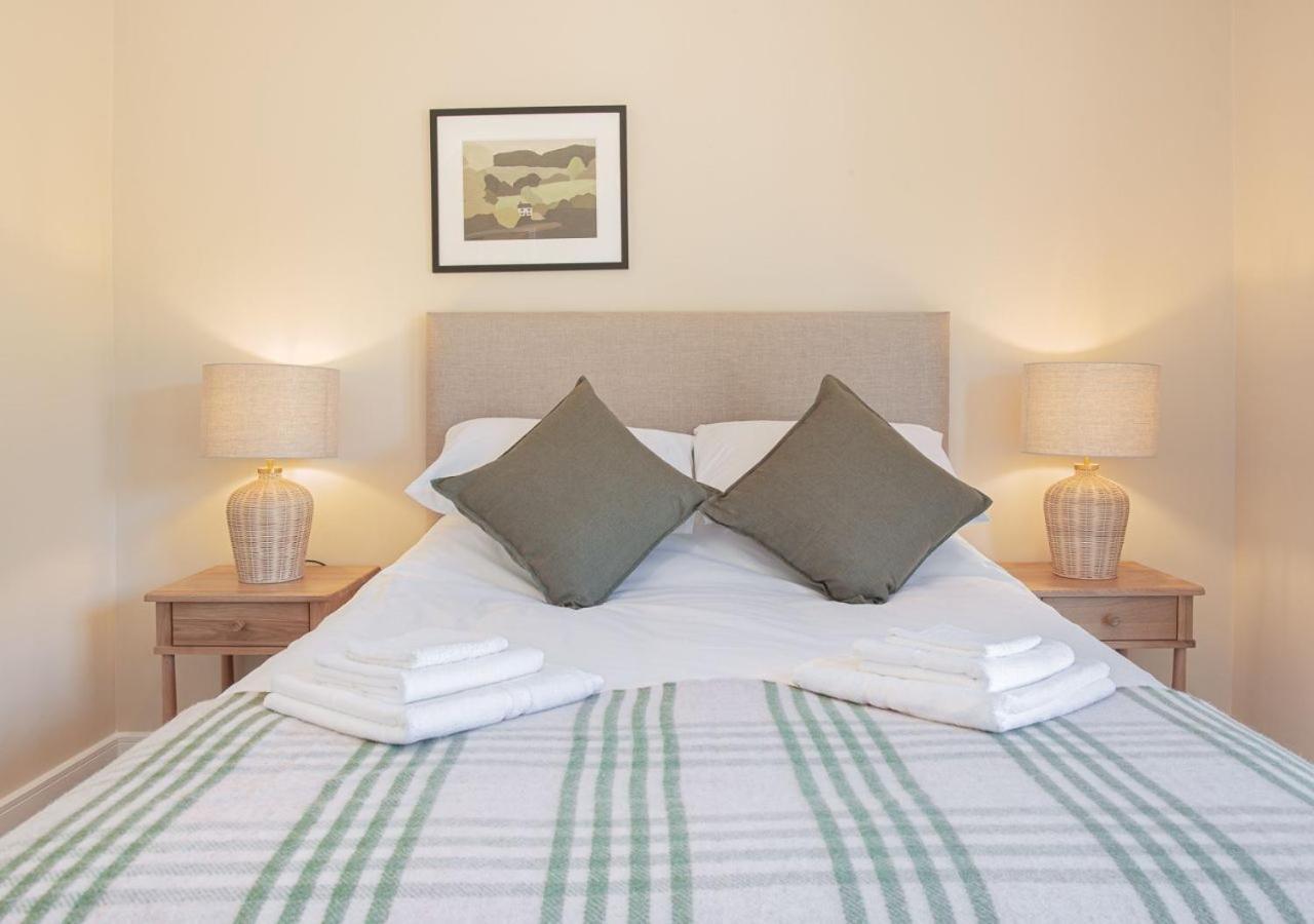 The Barn In Longhope - Luxury Barn Conversion ภายนอก รูปภาพ